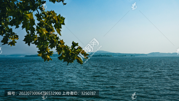 湖泊