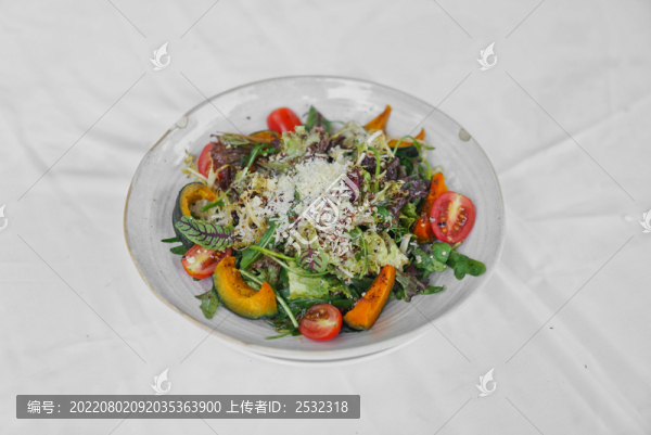 蔬菜輕食沙拉健身減脂餐