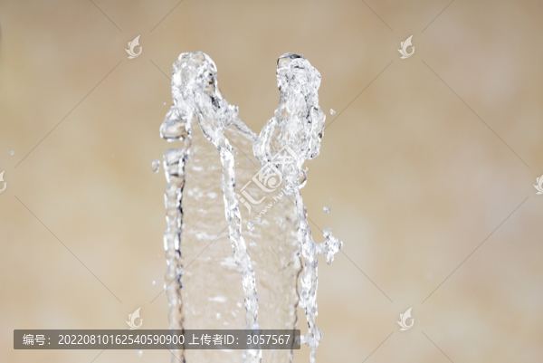 噴泉噴涌水花飛濺
