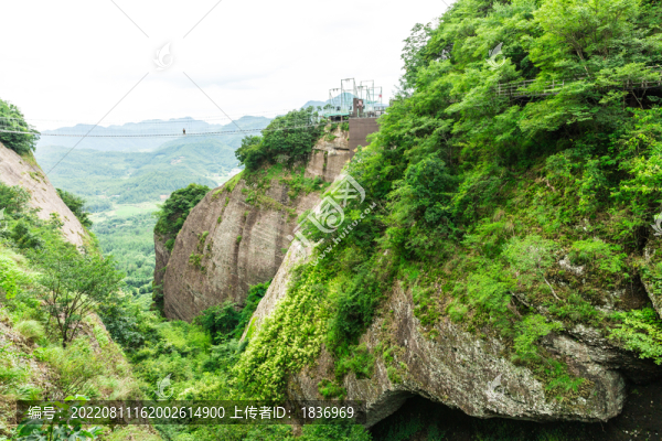 龍南武當山