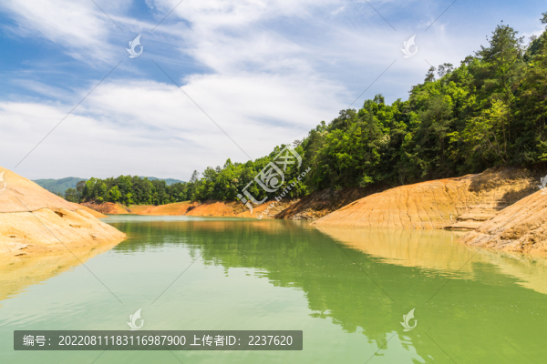 山水湖泊