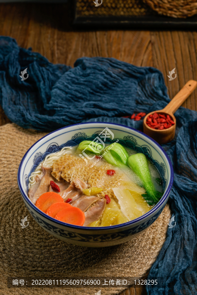 酸菜面