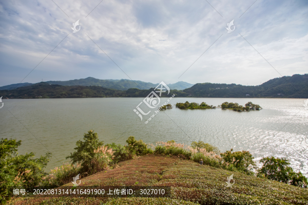 響洪甸水庫庫區(qū)風(fēng)光