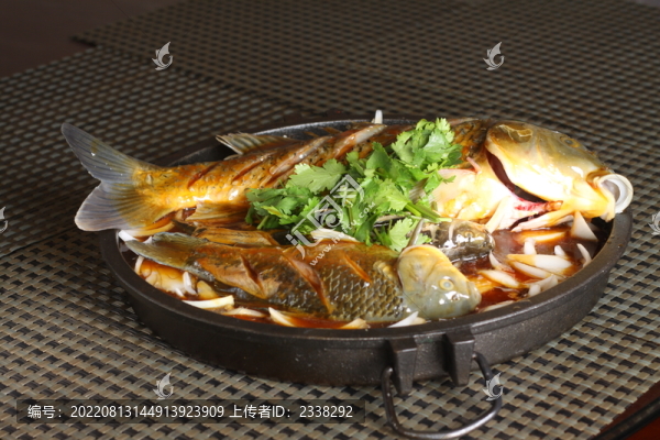 鐵板三種魚