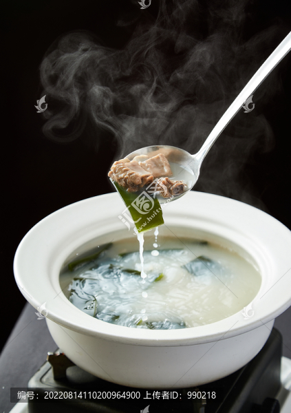 排骨海帶湯