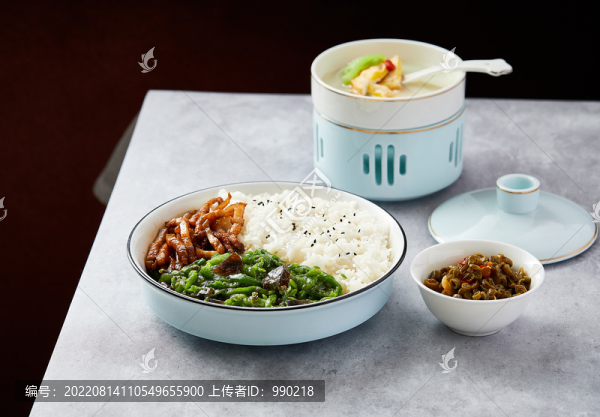 肉絲皮蛋套餐
