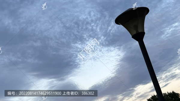 天空云霞