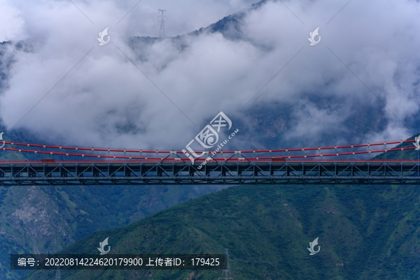 甘孜瀘定大渡河特大橋懸索橋