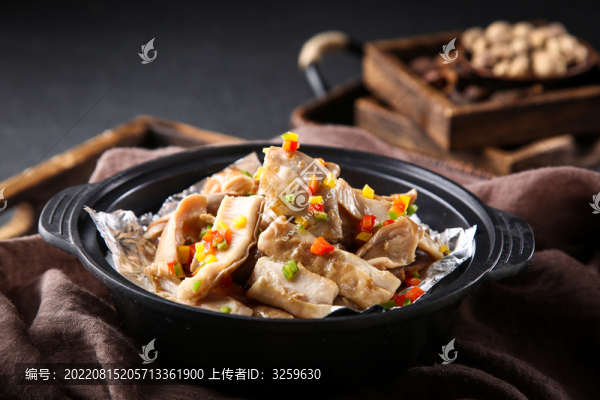 鹽焗豬肚粉腸