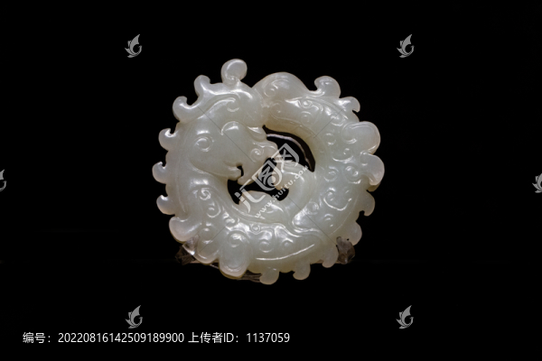 明代青玉龍紋佩