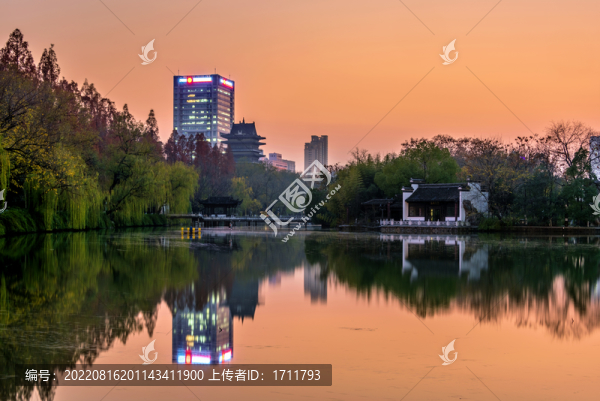 中國(guó)安徽合肥包公園日暮風(fēng)光