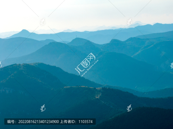 航拍濟(jì)南都群山