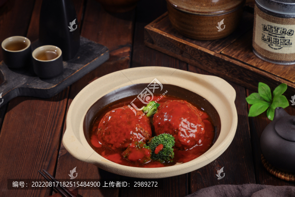 紅燜獅子頭