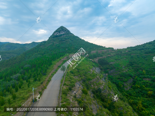 航拍濟南南部山區(qū)
