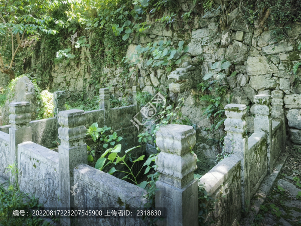 石砌方池