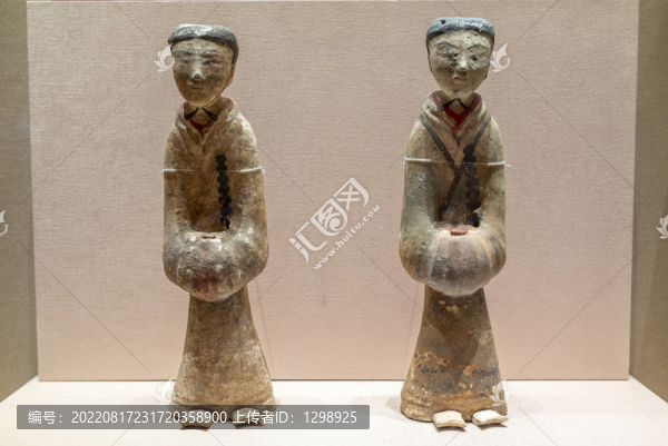 西漢彩繪陶?qǐng)?zhí)笏俑
