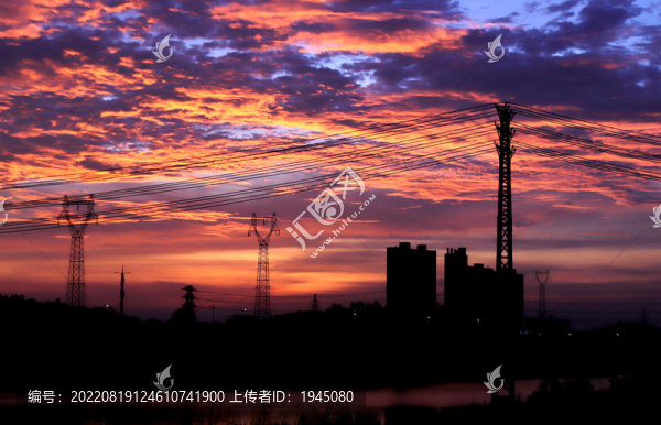 傍晚夕陽(yáng)天空