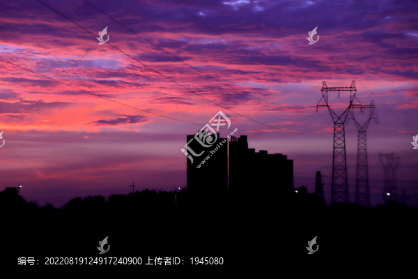 傍晚天空彩云
