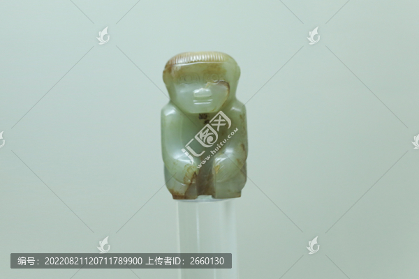 跽坐人形玉佩