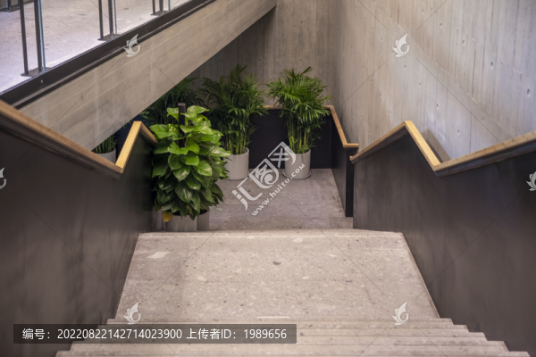 大堂樓梯