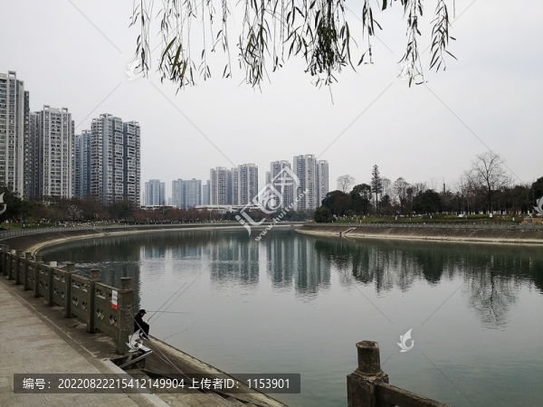 城市河流