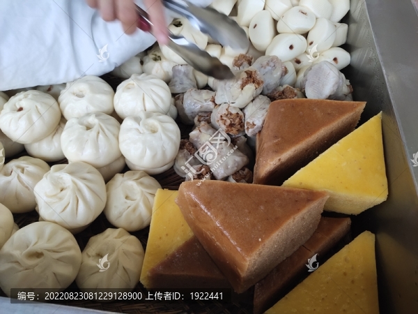 包子鋪里的包子