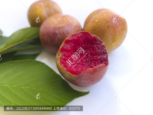 紅心李子熟了