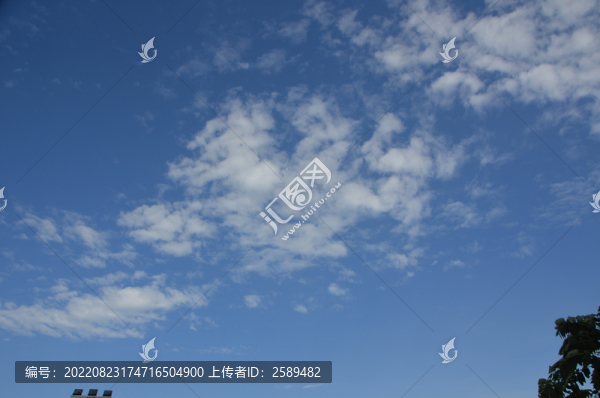 天空