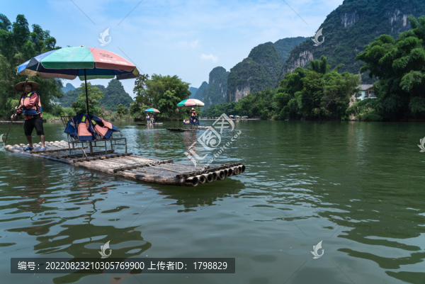 廣西桂林陽朔遇龍河景區(qū)風光
