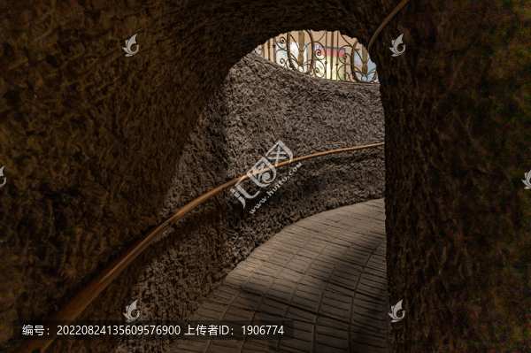 新疆吐魯番坎兒井景區(qū)地下場景