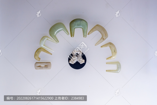 玉石材質(zhì)飾品文物