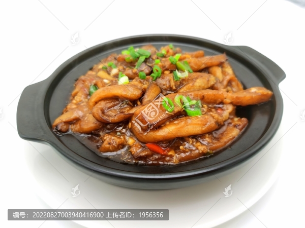 咸魚(yú)茄子煲