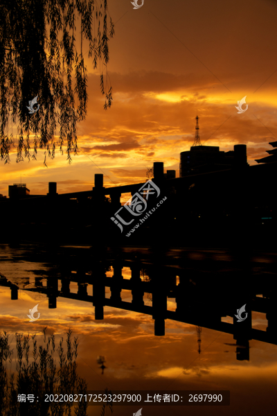 夕陽晚霞