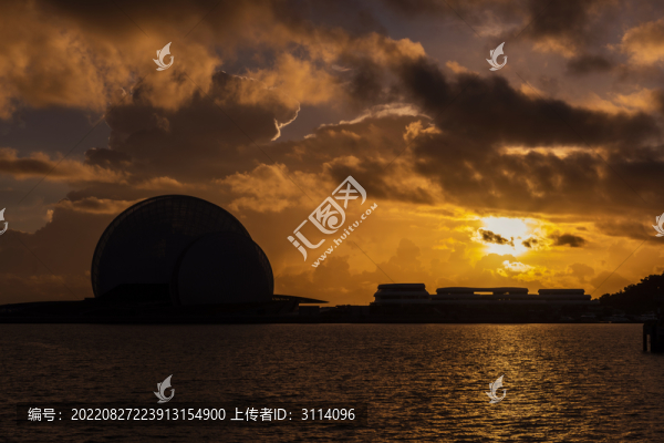 珠海大劇院日月貝日出