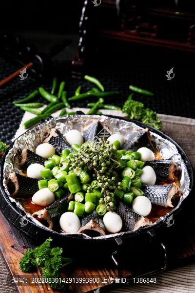 菜青椒燒蛇段