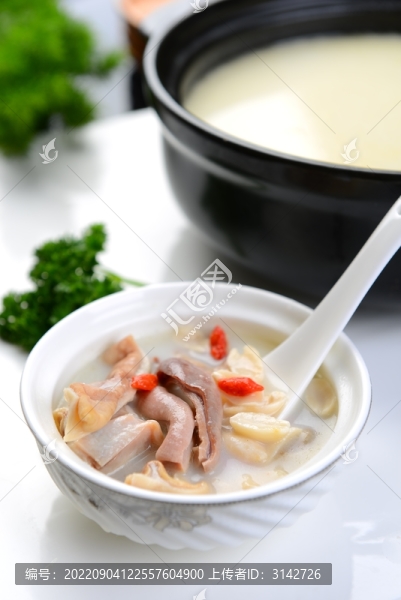蓮子豬肚湯