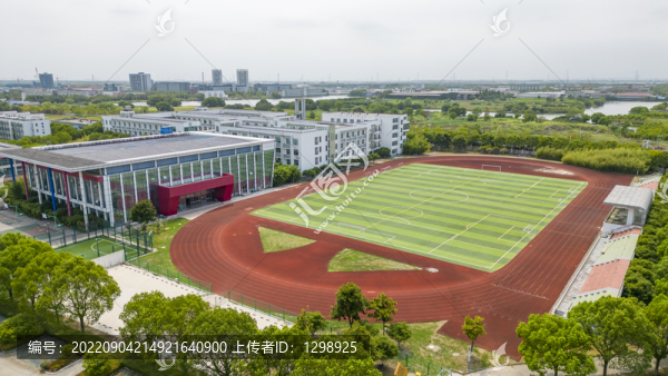 航拍學校操場