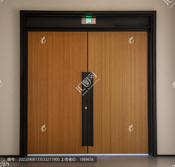 輕奢門