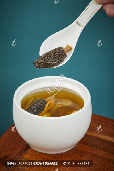 雞樅菌湯
