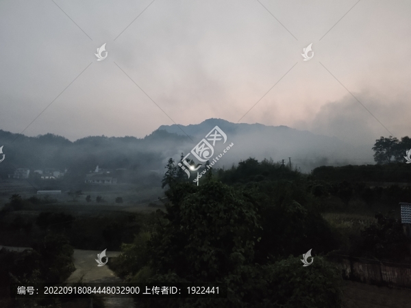 煙霧繚繞