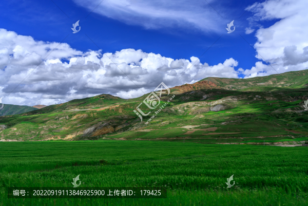 西藏昌都丁青縣高原平壩風(fēng)光