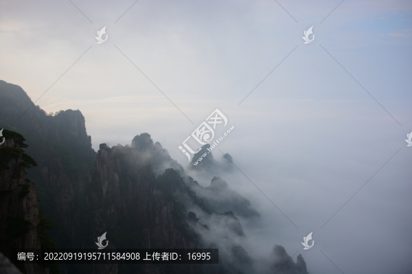 黃山奇峰