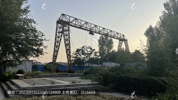 工地龍門吊