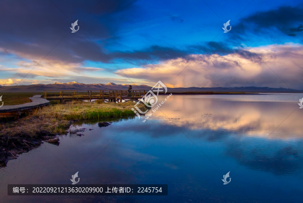 若爾蓋花湖