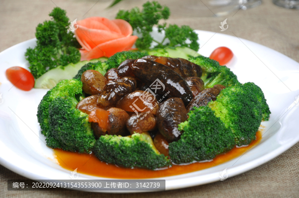 西蘭花扒遼參