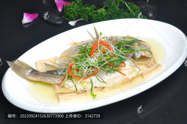 咸黃魚蒸豆腐