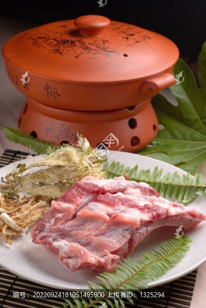 霸王花煨排骨