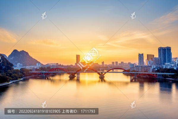 中國(guó)廣西柳州文惠橋日落風(fēng)光