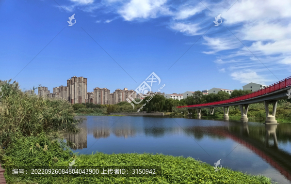 公園藍天白云