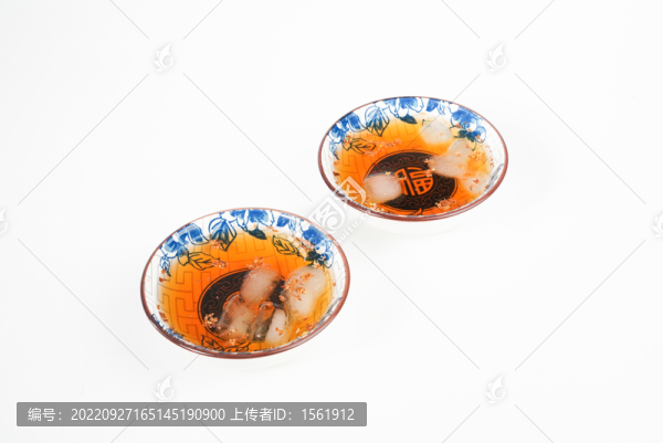 冰鎮(zhèn)酸梅湯